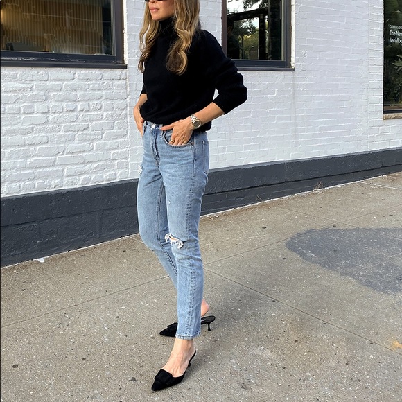 Levi’s button fly distressed jeans - Picture 1 of 7